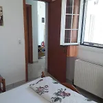 Elenh House