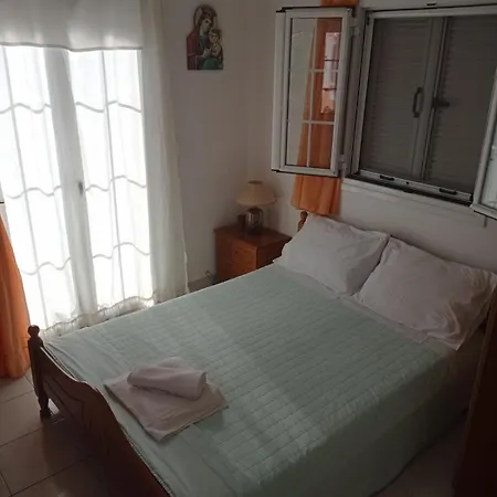 Elenh House